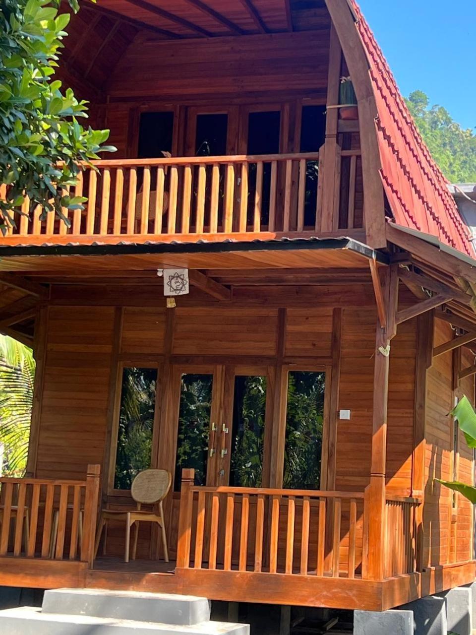 Villa Joglo Tepi Sungai Sidemen (Bali)